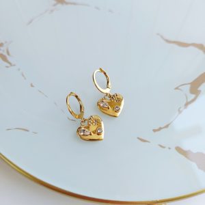 Aros de corazones con circones