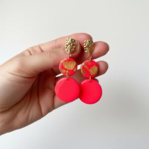 Aros colgantes circulos fucsia y dorado